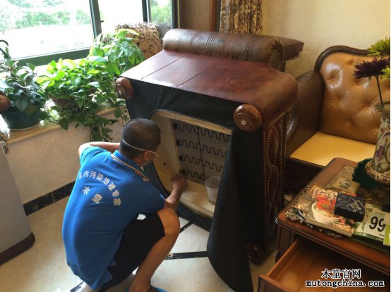 沙發(fā)內(nèi)部施工